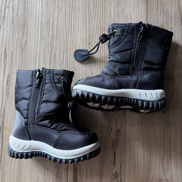 CIOR Winter Snow Boots for Boy and Girl Waterproof with Fur Line as 5 toddler. - Picture 3 of 6